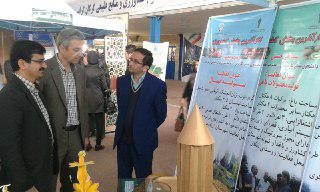 بازدید سرپرست واحد استانی از شانزدهمین نمایشگاه هفته پژوهش و فناوری استان