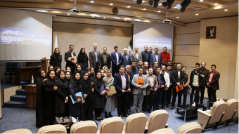 تقدیر از کارآفرینان برتر و فعالین عرصه پژوهش و فناوری دانشگاه جامع علمی-کاربردی استان گلستان