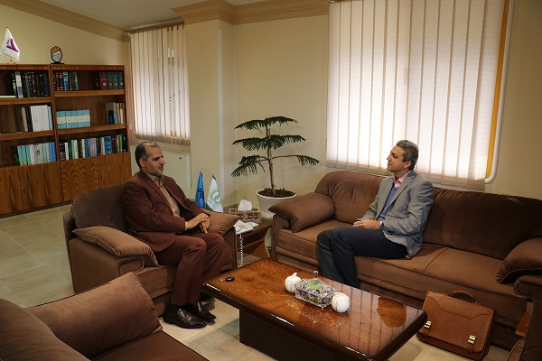 نشست صمیمی رئیس دانشگاه جامع علمی کاربردی استان با مدیرکل صدا و سیمای استان گلستان به مناسبت ۱۸ مهر ماه