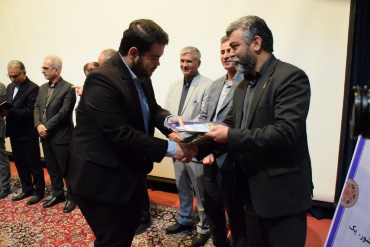 تأکید بر مهارت‌محوری و نوآوری در آیین اختتامیه هفته پژوهش گلستان